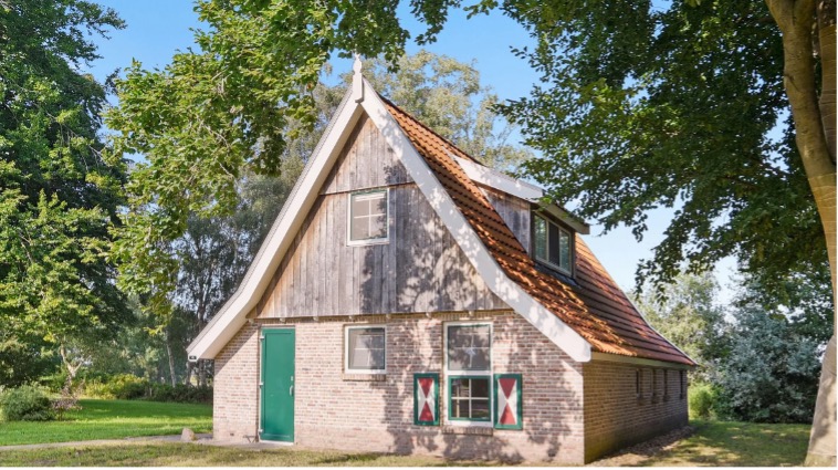 8-persoons bungalow voor een heerlijk weekend weg (Landal Park de Hellendoornse Berg)